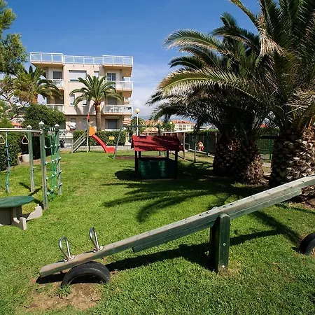 Aparthotel Riviera 3*