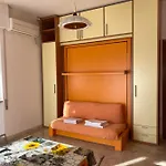 Riviera شقة فندقية