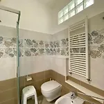 Riviera شقة فندقية