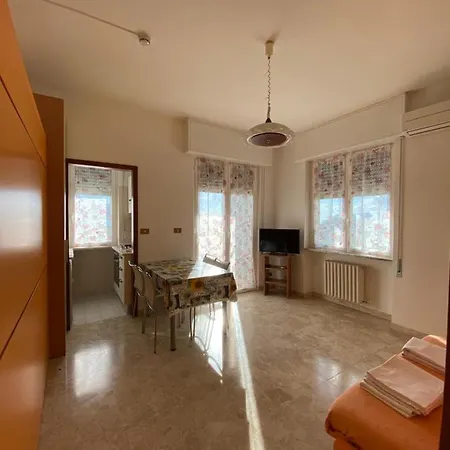 Riviera Apart Otel 4*