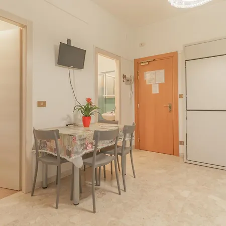 Riviera Apartmanhotel