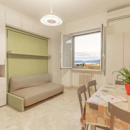 Riviera Apart Otel 4*