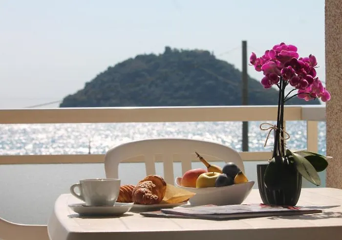 Apart Otel Riviera 3*