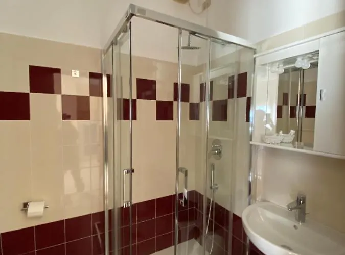 Riviera Apartmanhotel 3*