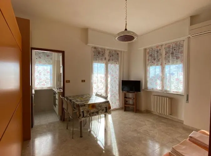 Riviera Apart Otel 3*