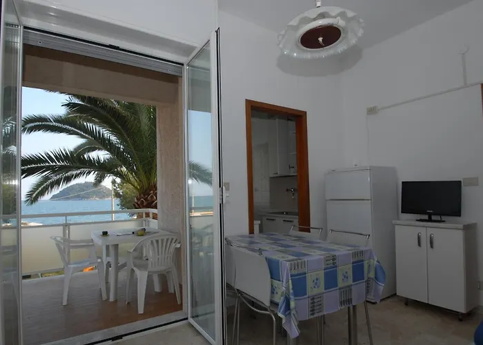 Riviera 3*