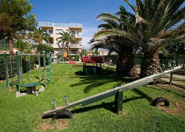 Apart Otel Riviera 3*