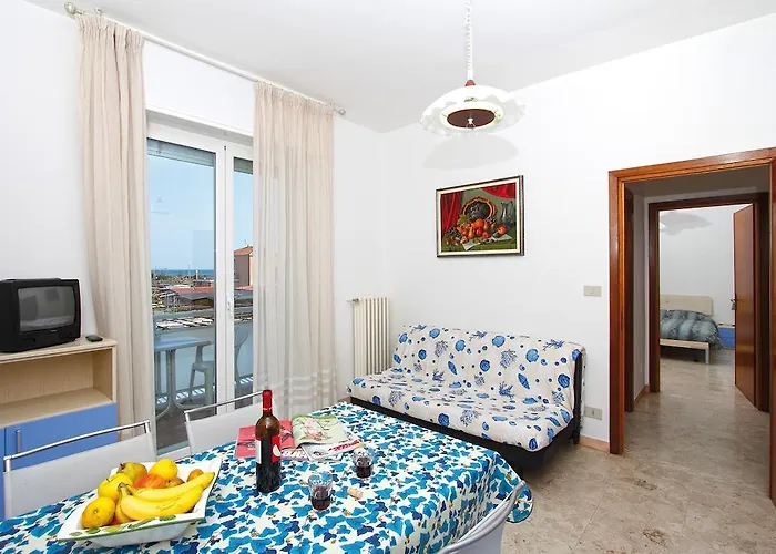 Aparthotel Riviera 3*